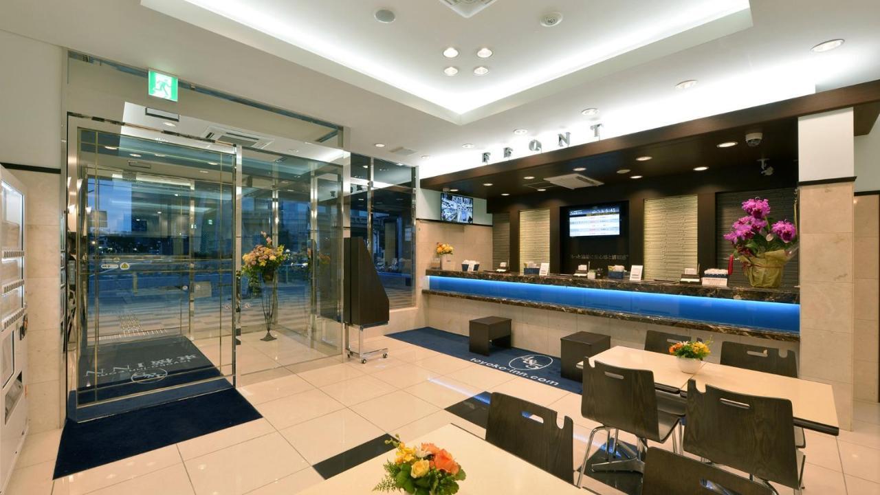 Toyoko Inn Saitama Iwatsuki Ekimae Buitenkant foto